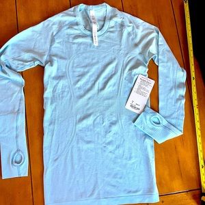 Lululemon NWT lt blue 💙 run swiftly tech LS